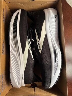 Brooks Ghost 17 Running Shoes